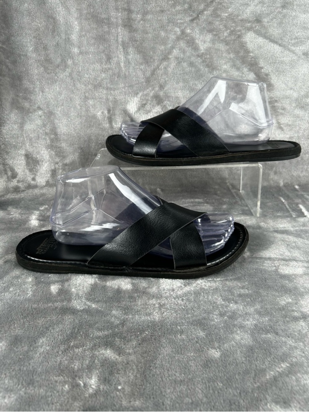 Hollister Leather Slides Womens Large 9/10 Runs Narrow Black Slip On Flat Sandal - Picture 3 of 10